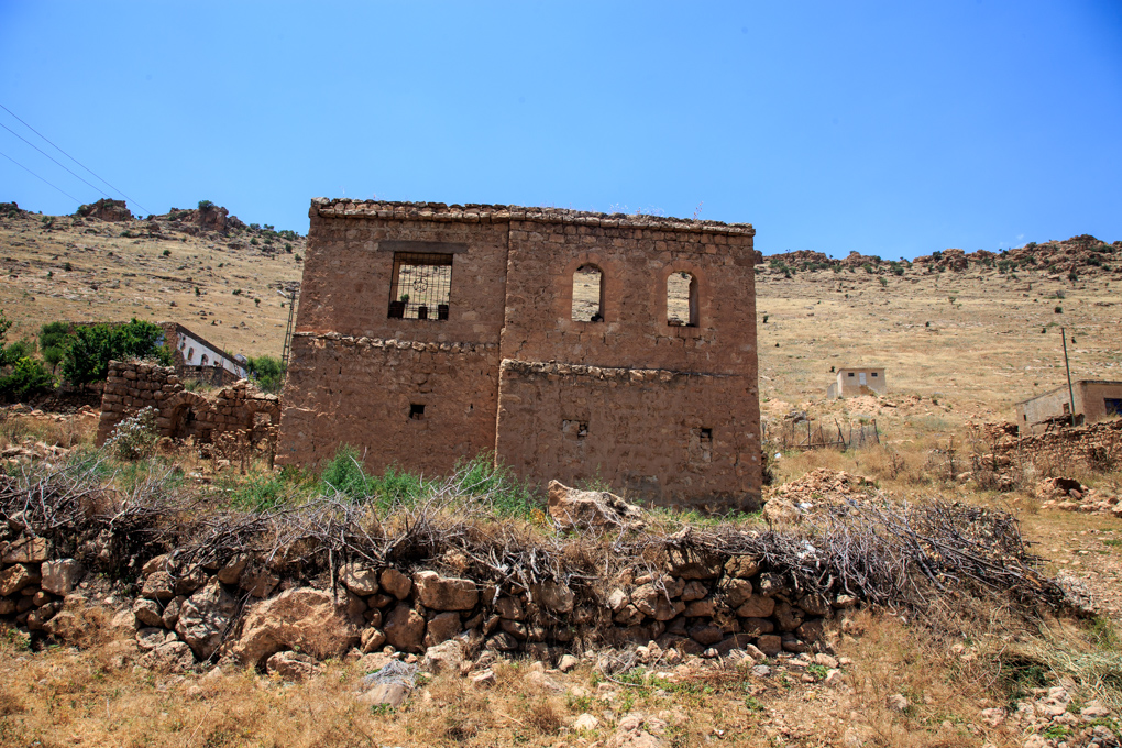 Durusu, Savur